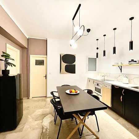 Comfy And Spacious Two Bedroom Apartment With Balcony Athens Exterior photo