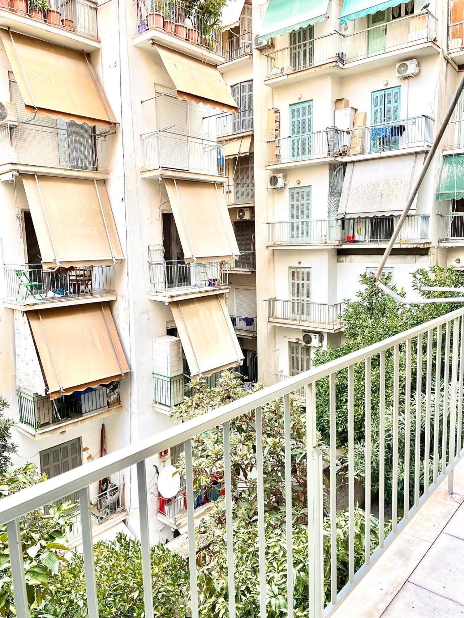 Comfy And Spacious Two Bedroom Apartment With Balcony Athens Exterior photo